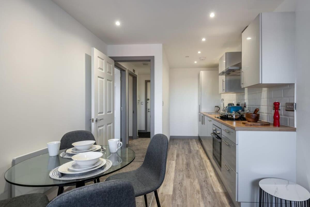 Contemporary 1 Bedroom Apartment In Central Hull Kingston upon Hull Buitenkant foto