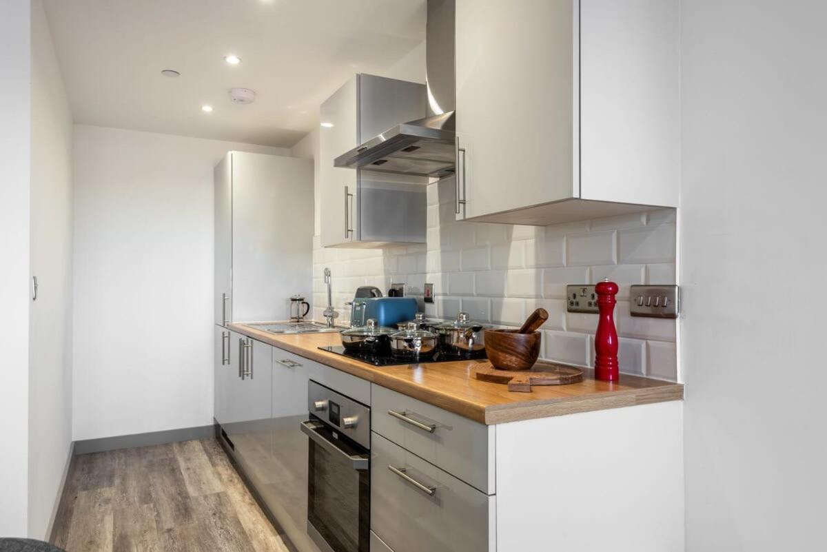 Contemporary 1 Bedroom Apartment In Central Hull Kingston upon Hull Buitenkant foto