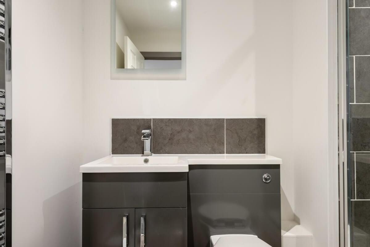 Contemporary 1 Bedroom Apartment In Central Hull Kingston upon Hull Buitenkant foto